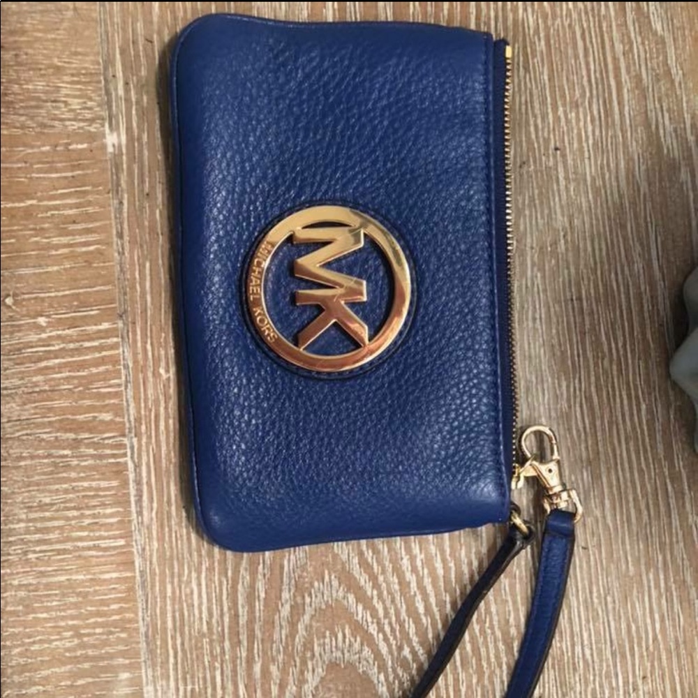 Michael Kors wristlet